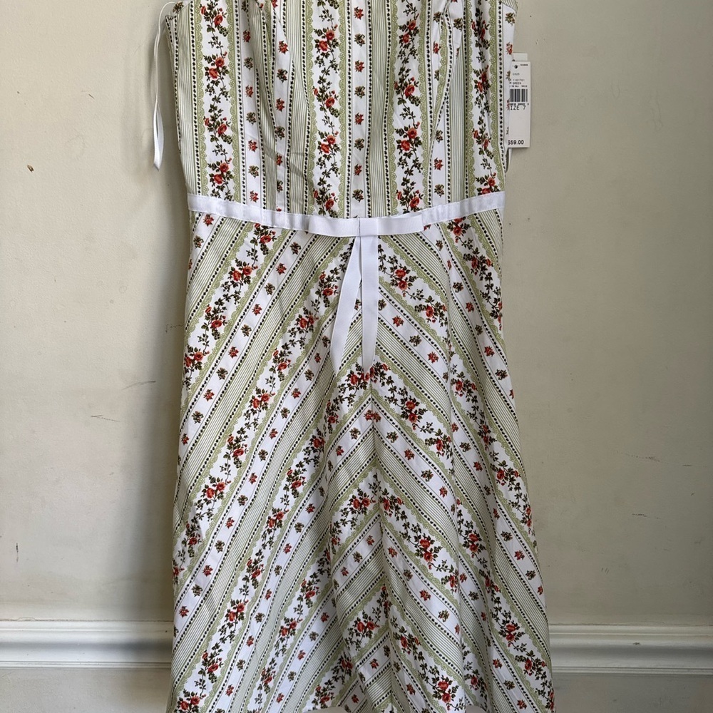 Floral Striped Cream Dress - Picture 4 of 5